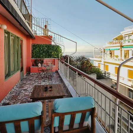 Апартаменты F & B Collection - Seaview Mini Penthouse *