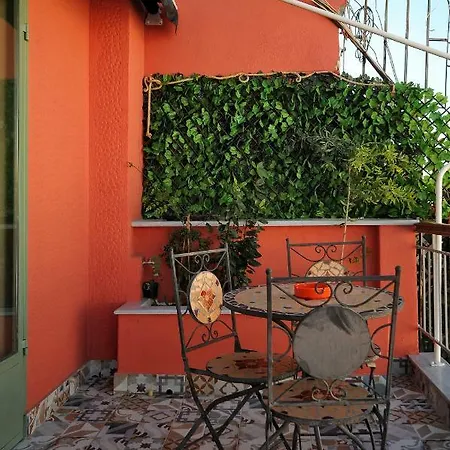 F & B Collection - Seaview Mini Penthouse