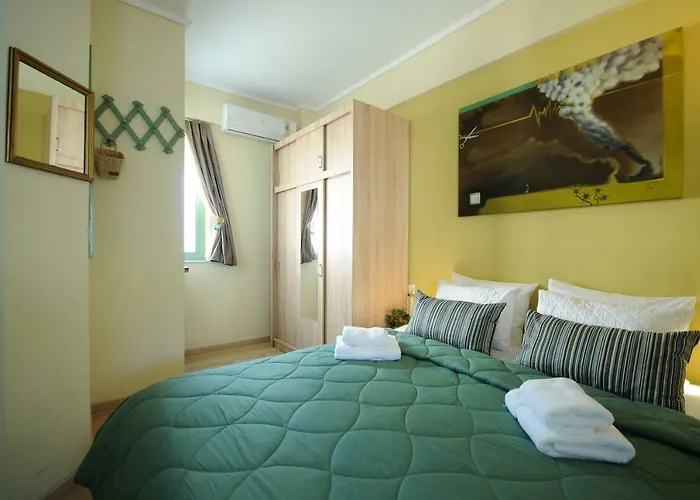 F & B Collection - Seaview Mini Penthouse *